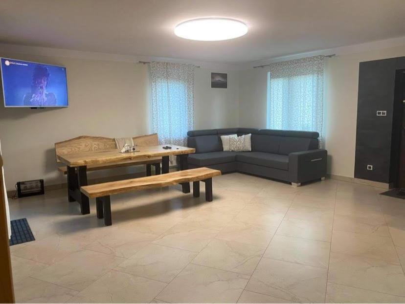 Apartament Pod Lipka Lutowiska Exterior foto